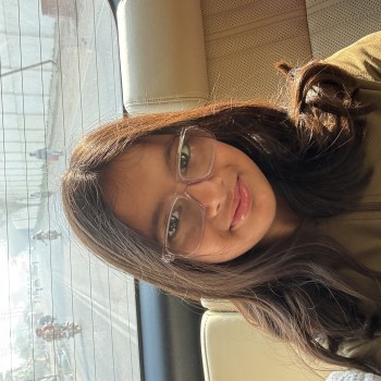 Amna Hans